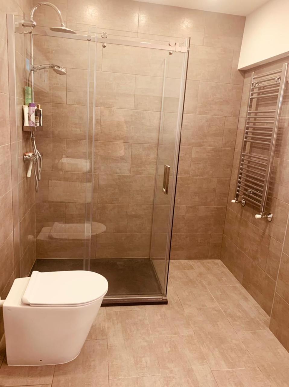 Seeblickwohnung Sirmione - Fronte Lago Mit Privatsteg Exterior photo